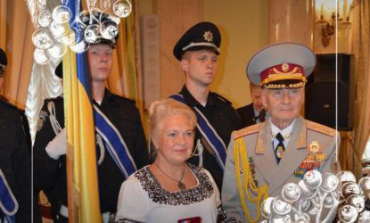 Високе визнання гідних звершень Високе визнання гідних звершень